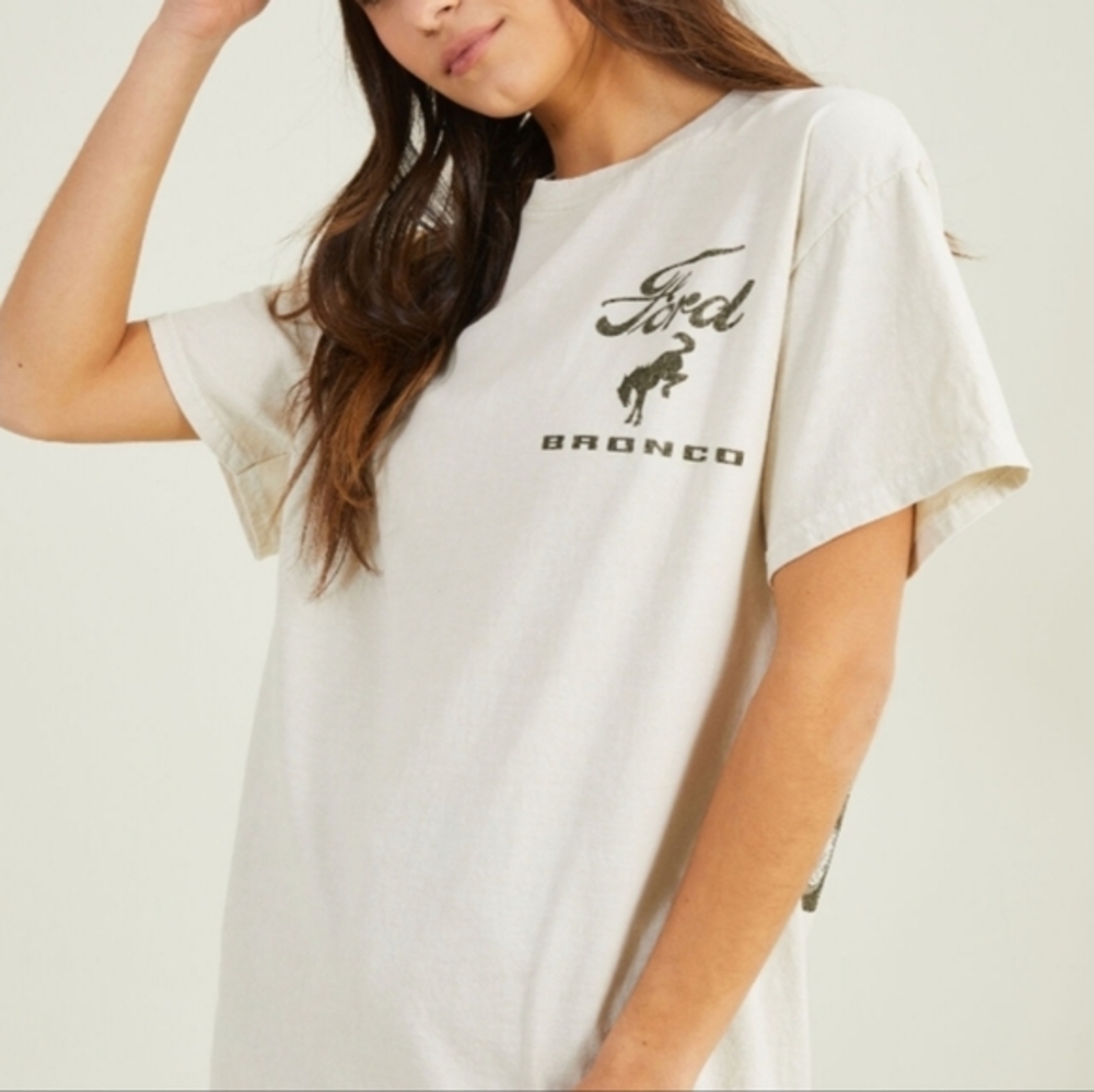 Altar's State NWT M/L Oversized Ford Bronco Shirt